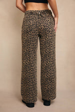 Mid-Rise Leopard Print Boyfriend Jeans