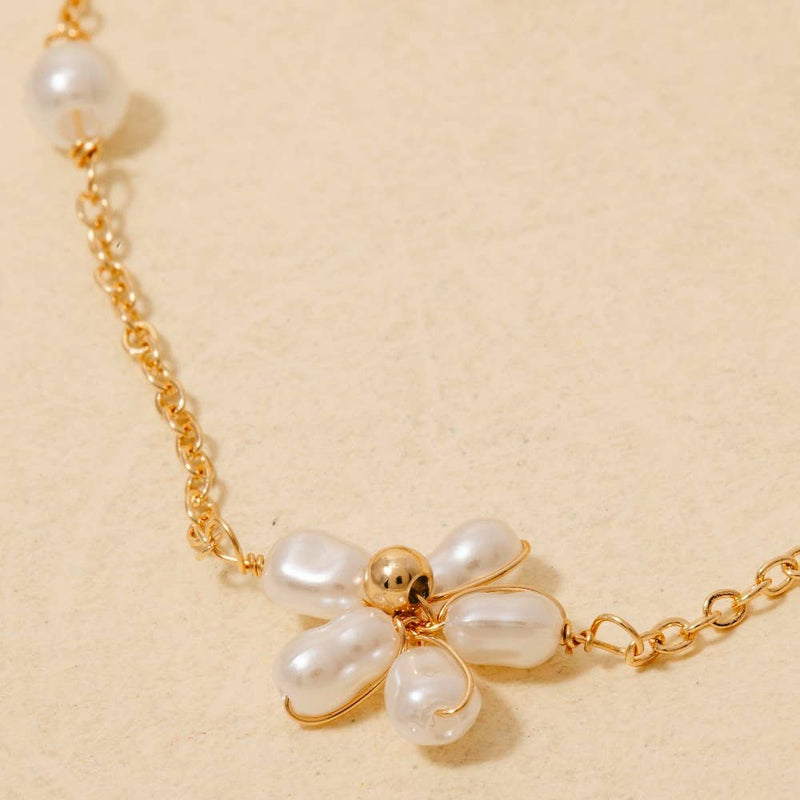 Mixed Pearl Beads Station Chain Necklace