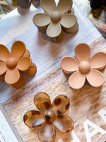 Flower Claw Clips