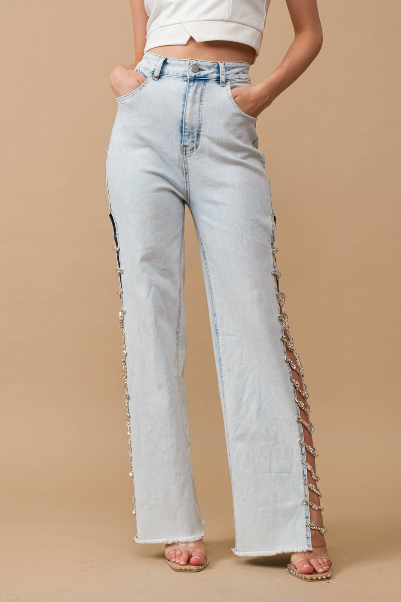 Cut Out At Side w/ Jeweled Jeans