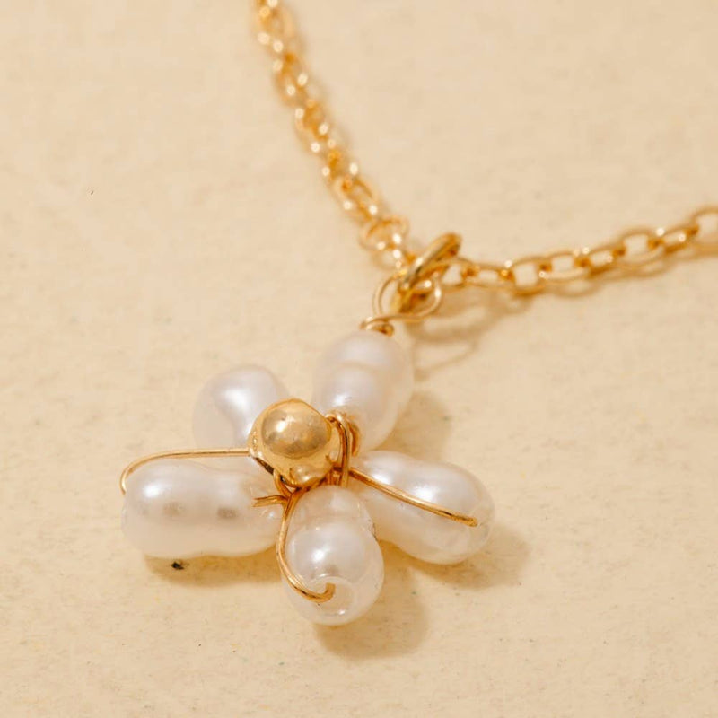 Pearl Beaded Flower Pendant Layered Necklace